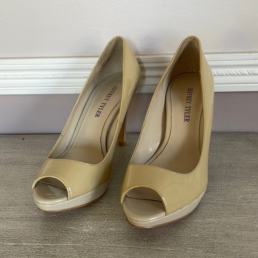 Jeffrey Tyler Gianna Peep Toe Heels, size 7